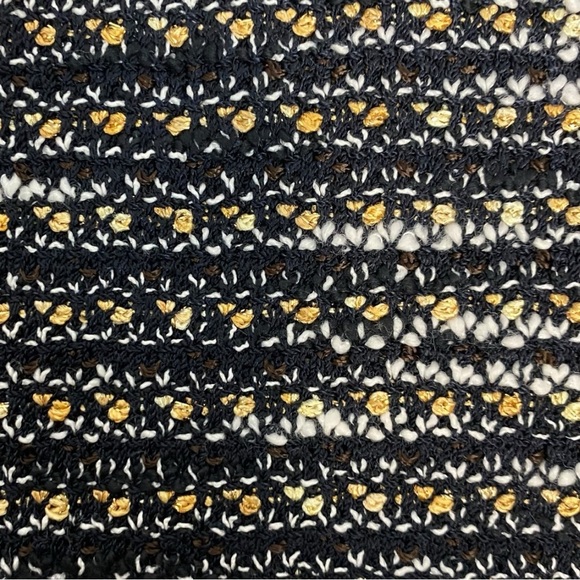 St. John Collection knit skirt - Picture 2 of 8